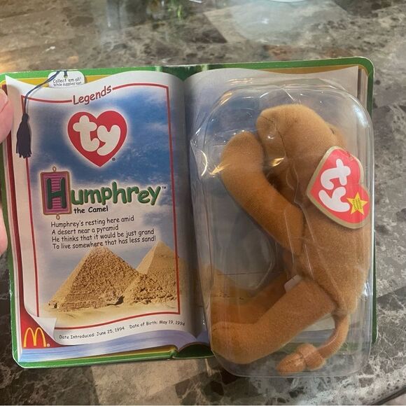 Collection Humphrey the Camel McDonalds
Visitar >
Beanie Baby - Picture 2 of 4